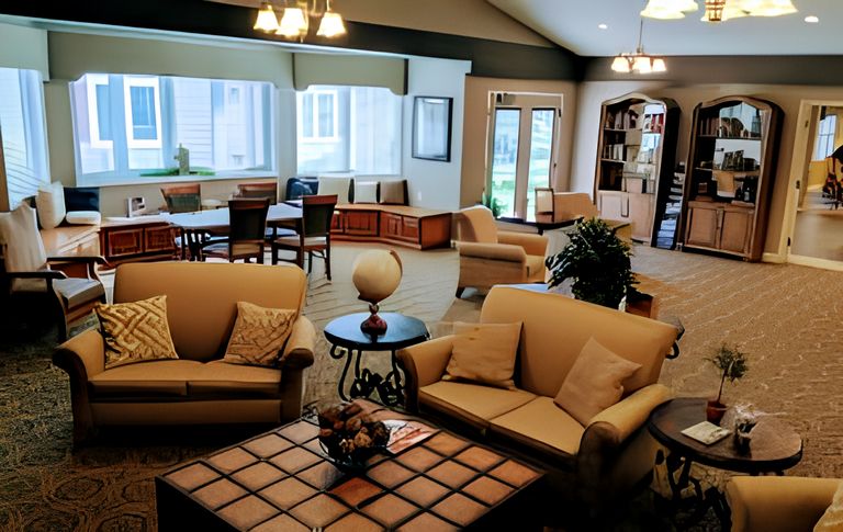 Courtyard Estates Of Knoxville, Knoxville, IL 2