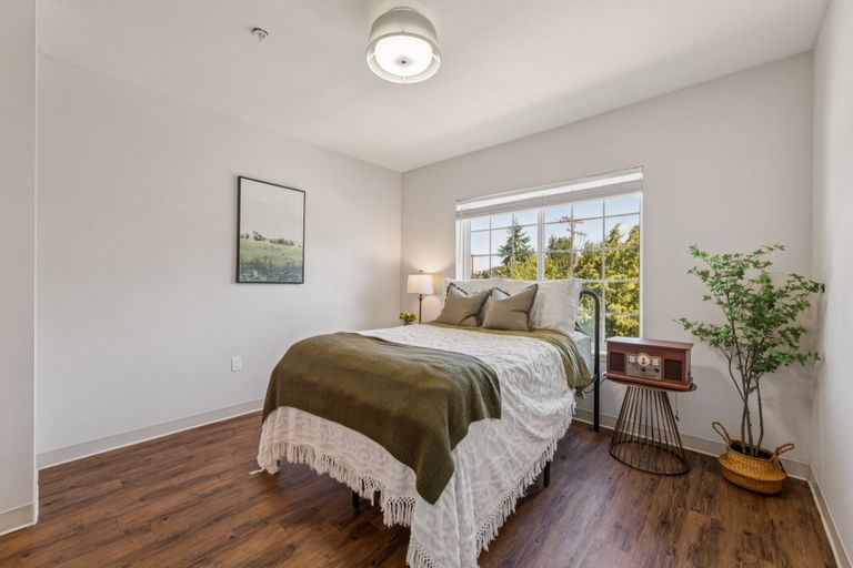 The Terrace at Beverly Lake by Cogir, Everett, WA 2