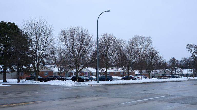 Arden Courts at Livonia, Livonia, MI 2
