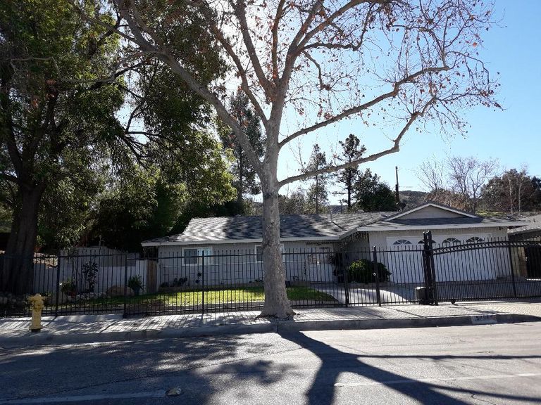 America's Care Manor, Simi Valley, CA 3