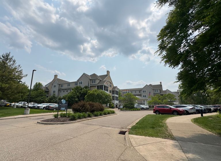 The Commons On Marice Senior Living, Eagan, MN 3