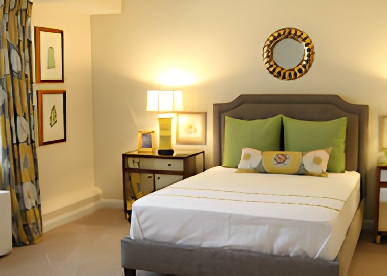 The Amsterdam at Harborside, Port Washington, NY 3