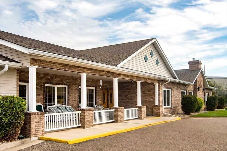 Edgewood Bismarck Senior Living, Bismarck, ND 3