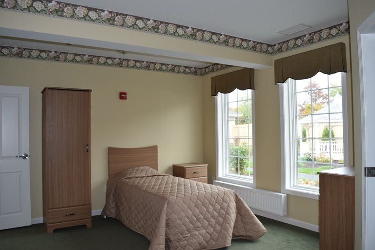 Woodlands Memory Care Of Lewiston, Lewiston, ME 2