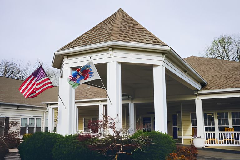 Charter Senior Living Of Cookeville, Cookeville, TN 3