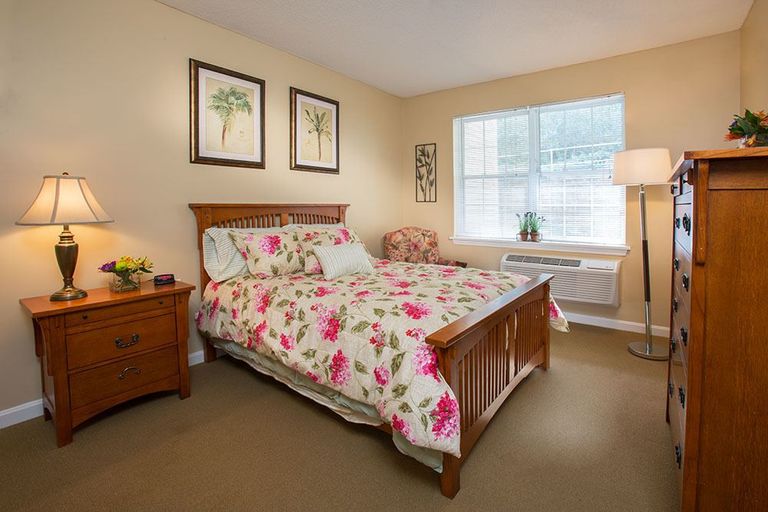 The Village At Brookfield Common, Brookfield, CT 2