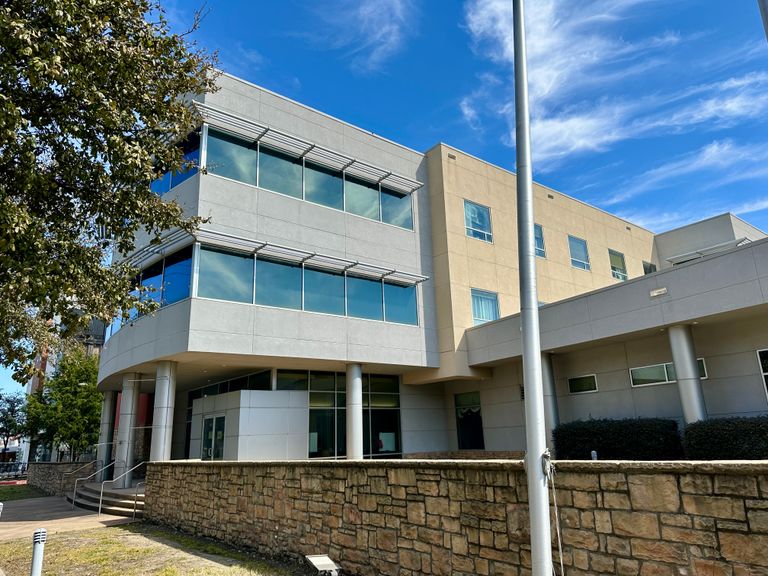 The Rehabilitation & Wellness Centre of Dallas, Dallas, TX 2