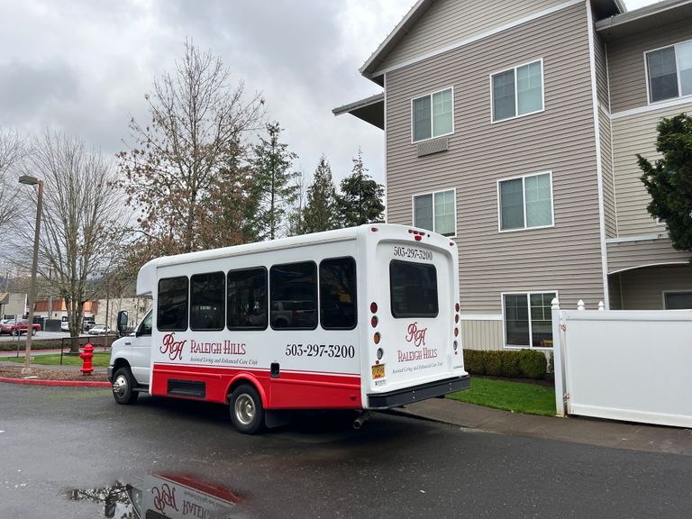Raleigh Hills Assisted Living, Portland, OR 3