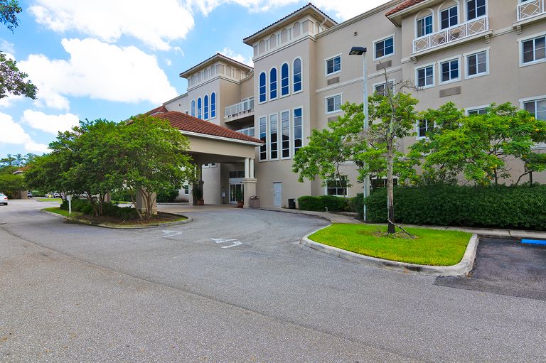 Lenox on the Lake, Lauderhill, FL 1