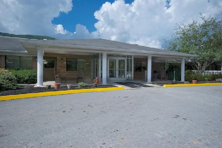 Cumberland Village, La Follette, TN 1