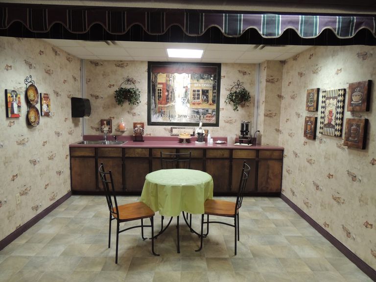 Victorian Square Assisted Living, Rockwood, TN 2