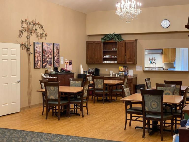 Roseleaf Senior Care, Chico, CA 3