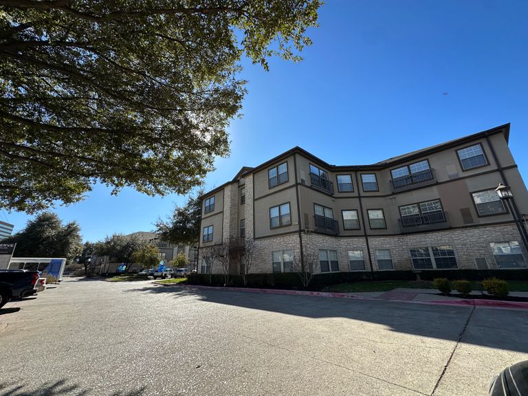 Unbridled Living of Dallas, Dallas, TX 2