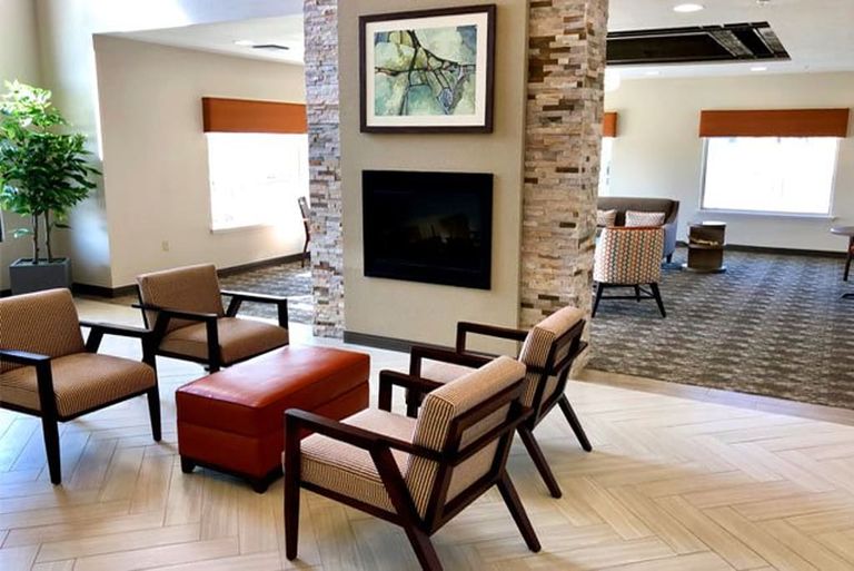 Las Brisas Rehabilitation and Wellness Suites, Irving, TX 3