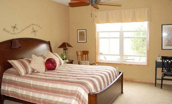 Lakewood Village Personal Care Unit, Fort Worth, TX 3