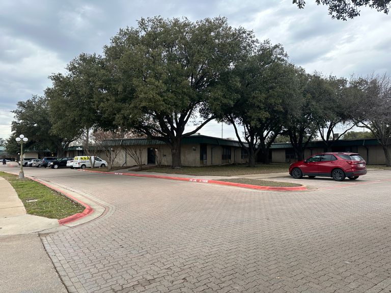 Arapaho Rehabilitation and Care Center, Richardson, TX 3