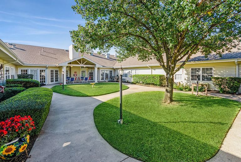 Lakewell Court, Mineral Wells, TX 1
