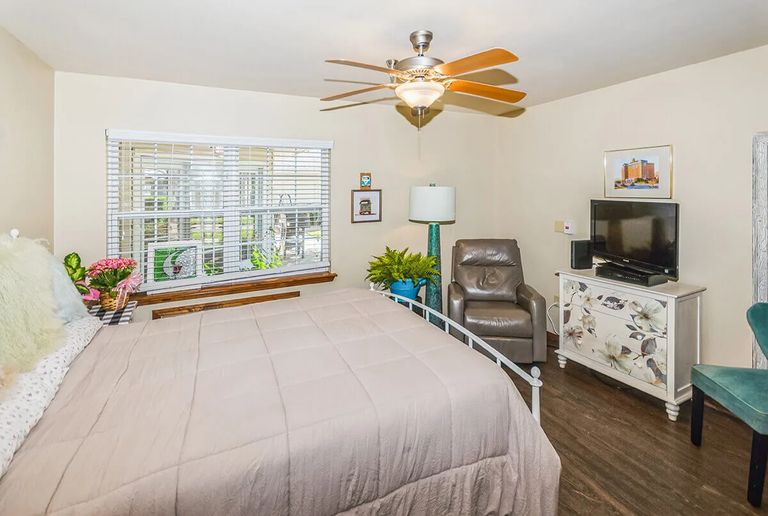 Lakewell Court, Mineral Wells, TX 2