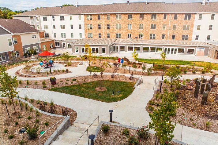 Cottage Grove Place, Cedar Rapids, IA 2