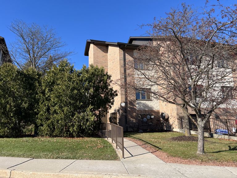 Ascension Living Alexian Village, Milwaukee, WI 1