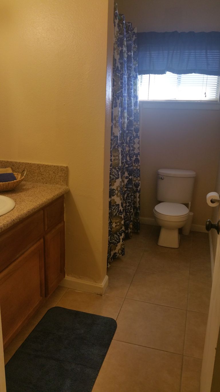 Mountain View Cottages VII, Rialto, CA 3