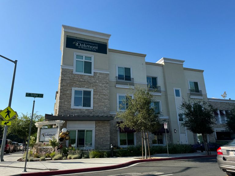 Oakmont Of Redwood City, Redwood City, CA 2