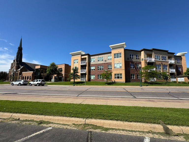 The Rosemount Senior Living at Steeple Center, Rosemount, MN 2