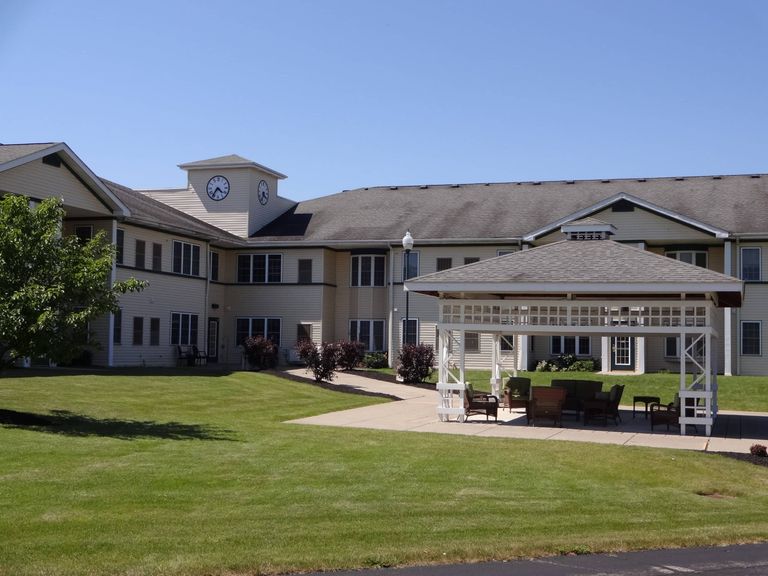 Greenfield Court, Lancaster, NY 3