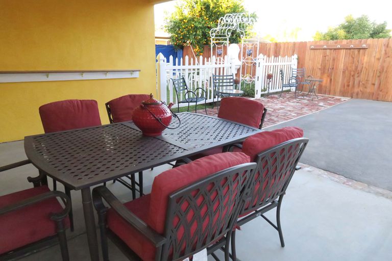 Maison De Fleurs, Covina, CA 1