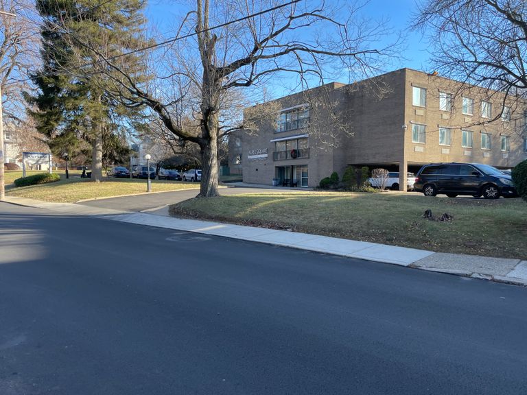 Laurel Square Healthcare and Rehabilitation Center, Philadelphia, PA 2