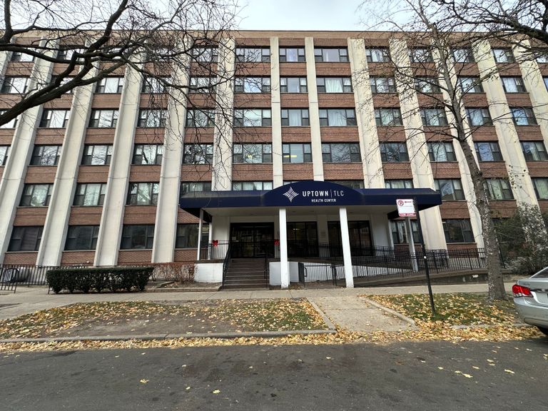 Uptown Care and Rehab Center, Chicago, IL 2