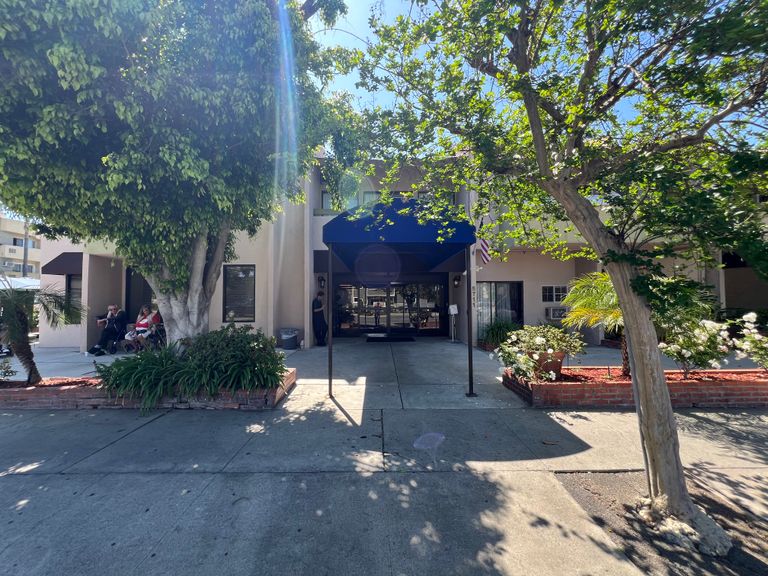 Abbey Road Villa, Sylmar, CA 3