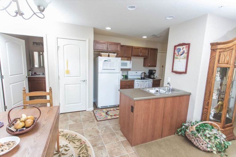 Villas of Holly Brook Shelbyville, Shelbyville, IL 1