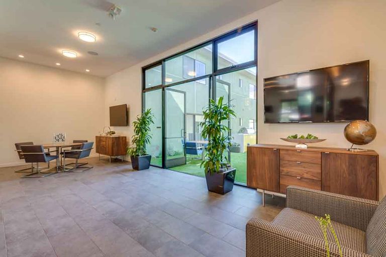 Avantgarde Memory Care Of Tarzana, Tarzana, CA 2