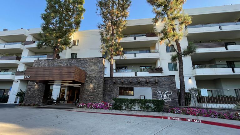 Summer House Memory Care at Villa Gardens, Pasadena, CA 1
