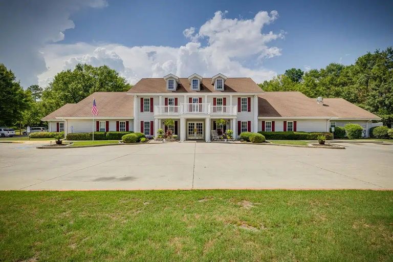 Hitchcock Square, Aiken, SC 2