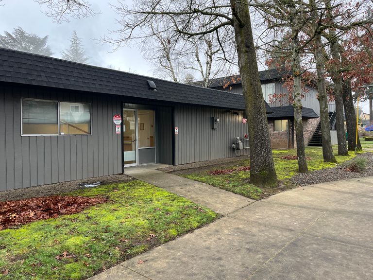 Glisan Care Center, Portland, OR 3