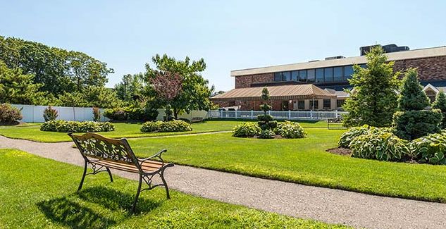 The Arbors At Hauppauge, Hauppauge, NY 2