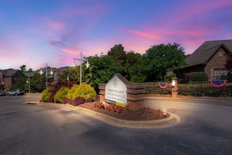 Town Village Vestavia Hills, Birmingham, AL 1