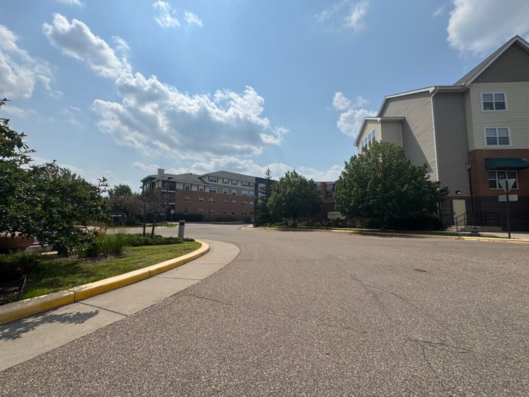 Summerwood Of Chanhassen, Chanhassen, MN 1