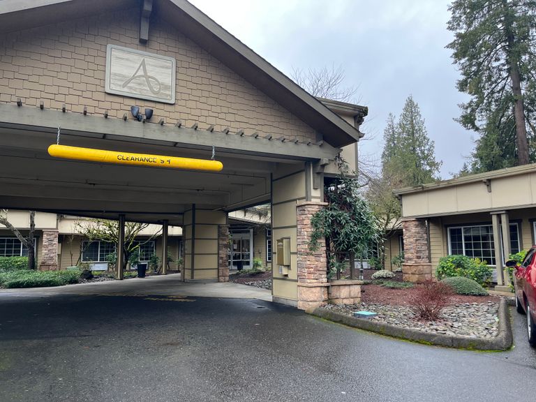 Avamere Rehabilitation Of King City, Tigard, OR 3