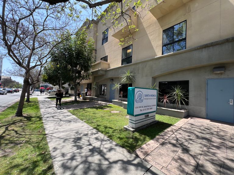 Santa Monica Rehabilitation Center, Santa Monica, CA 3
