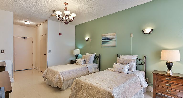 Chateau Long Beach, Long Beach, CA 1