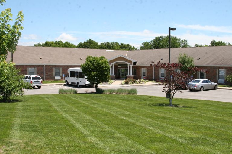 Colonial Oaks at Spring Hill, Spring Hill, KS 1