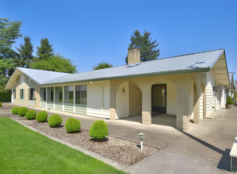 Jefferson Lodge Memory Care Community, Dallas, OR 1
