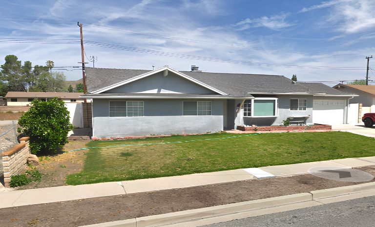 Lovies Board And Care, Newbury Park, CA 1