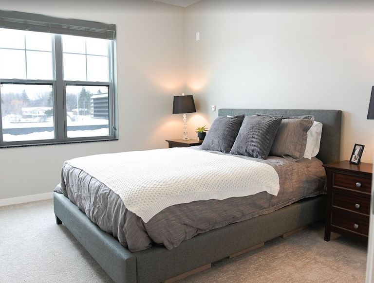 Round Lake Senior Living , Arden Hills , MI 1