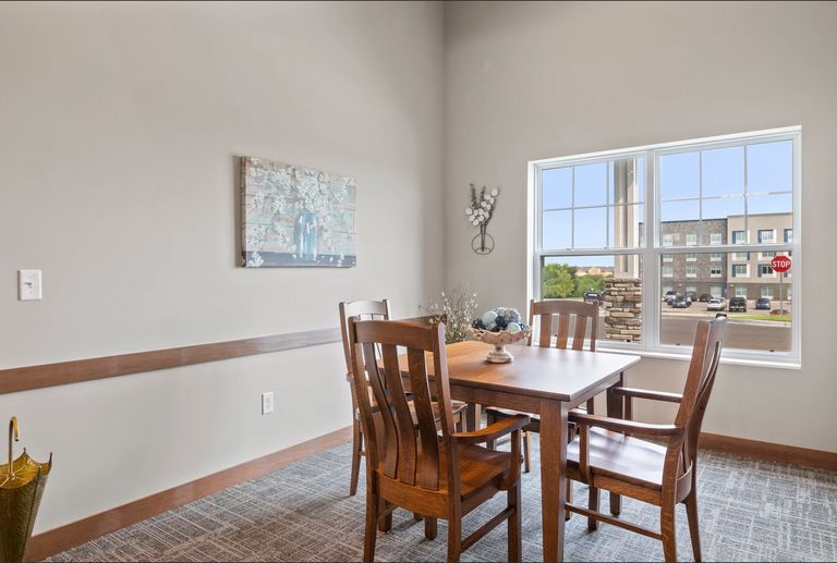 Suite Living Lakeville, Lakeville, MN 2