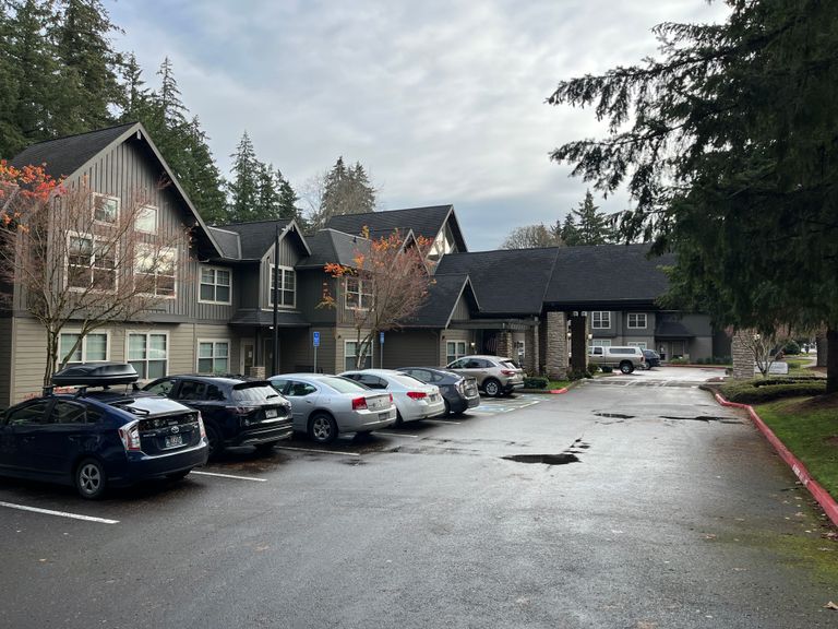 Oswego Place By Bonaventure, Lake Oswego, OR 1