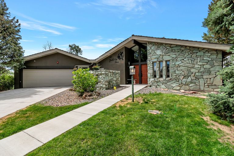 Gardens Care Homes Majestic View, Arvada, CO 1
